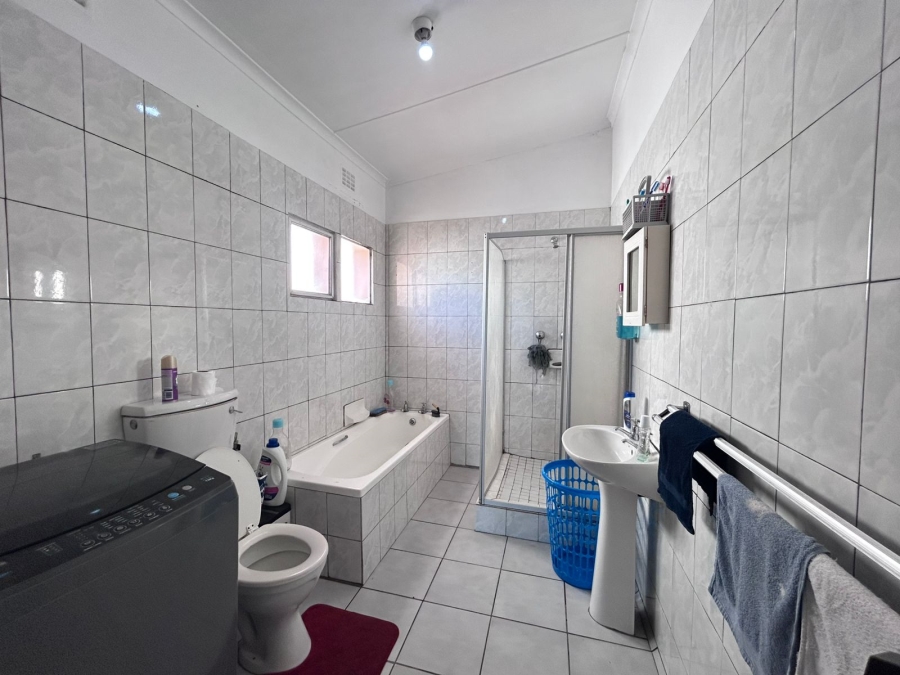 0 Bedroom Property for Sale in Quigney Eastern Cape